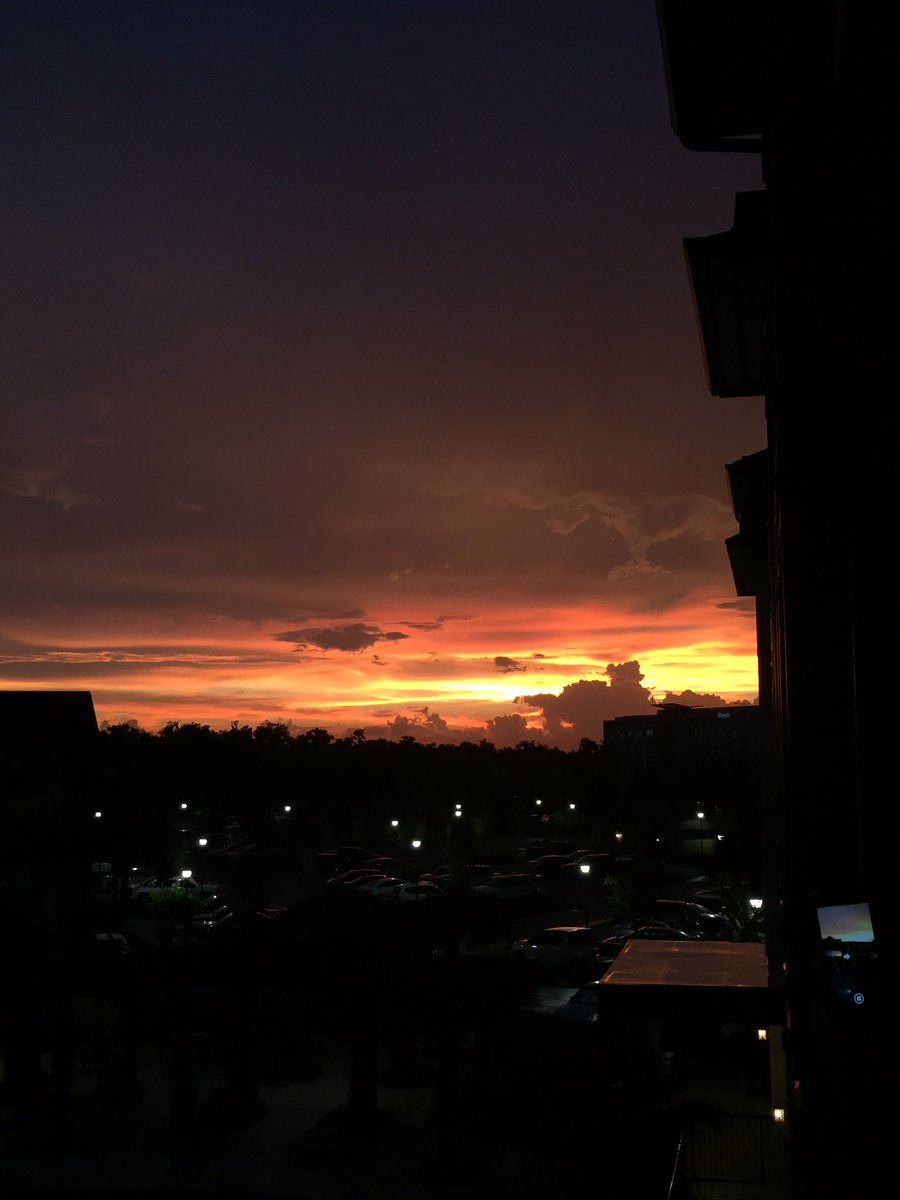 7 minute difference 😍🌅