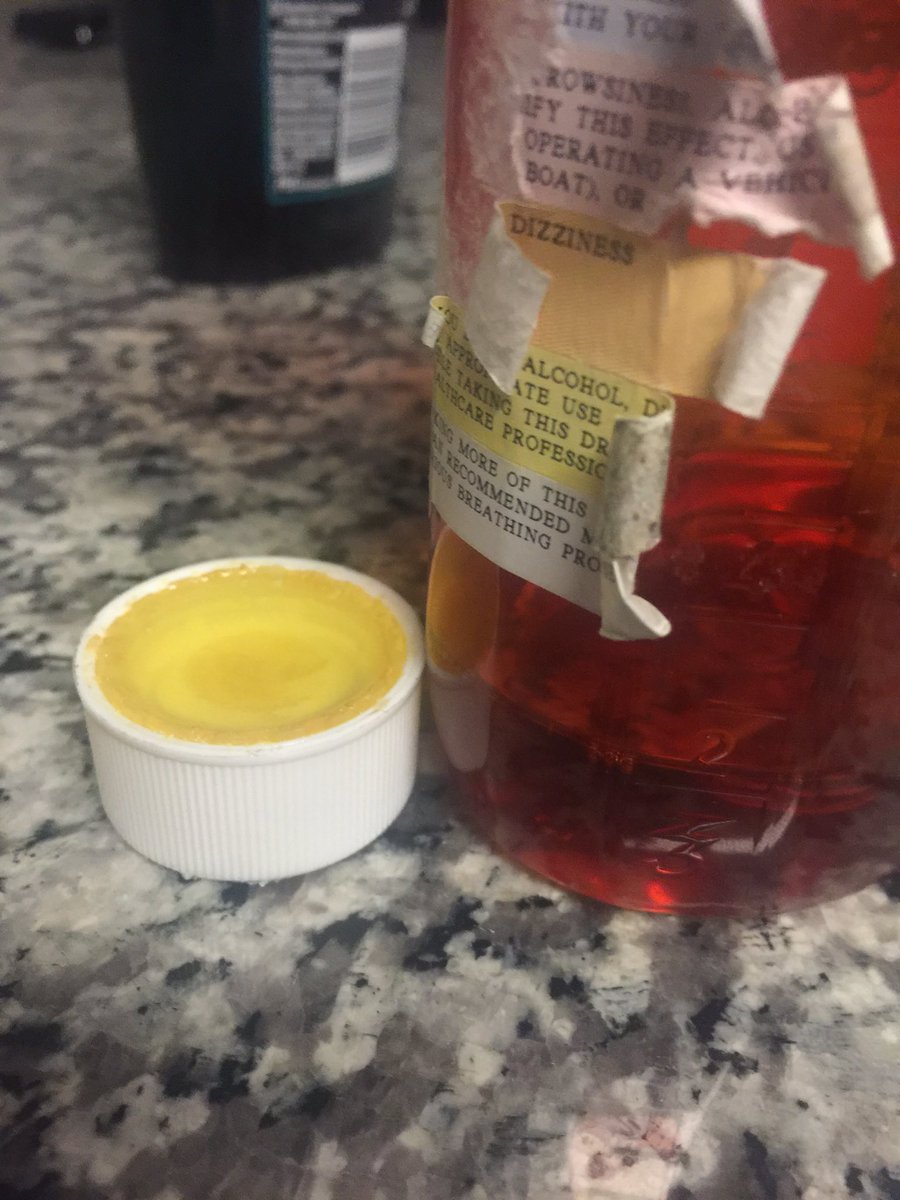 TrillionaireTim's tweet photo. Mixing the Hi-Tech with the Tussionex #DeuceMan #Str8Drop #NoCut ๐๐ด https://t.co/a5MQnAFMPU