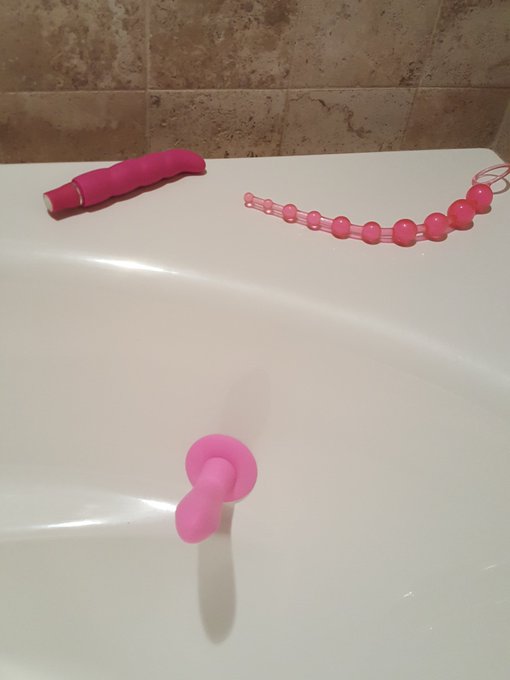 My toys for cam tonight #camsoda #fuckme #tubshow @CamSodaLive https://t.co/swjcUNzCTA<a href="/tag/camsoda"class="tags">#camsoda</a><a href="/tag/fuckme"class="tags">#fuckme</a><a href="/tag/tubshow"class="tags">#tubshow</a>