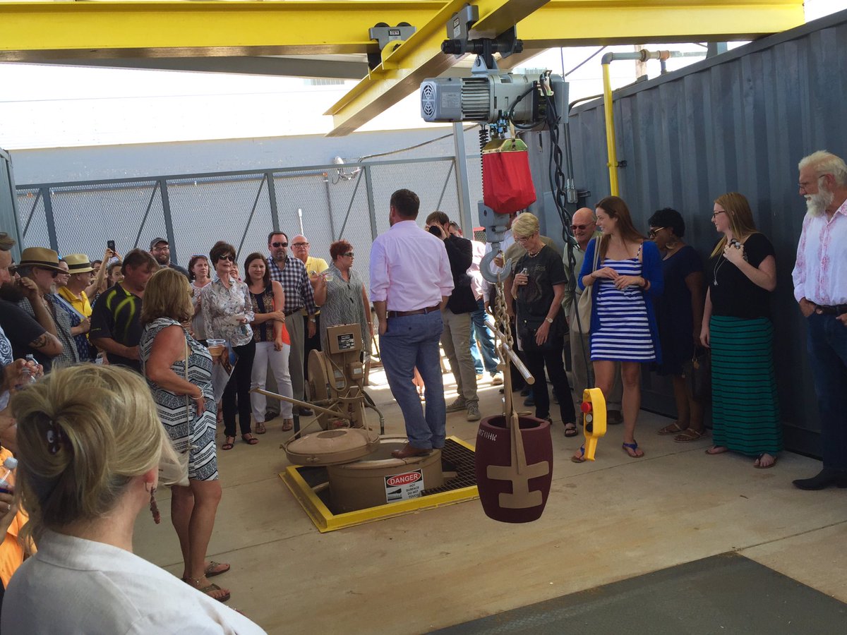 truthaboutnews's tweet photo. Ribbon cutting today at the #CharlesAdamsStudioProject at 1108 5th St in #Lubbock. @lhuca_lubbock @KLBKNews https://t.co/5pfpq4P3GV
