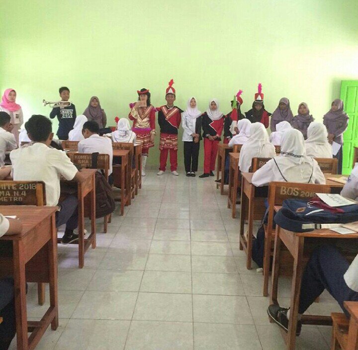 Promosi salah satu ekskul ke murid2 baru nih 😀😀