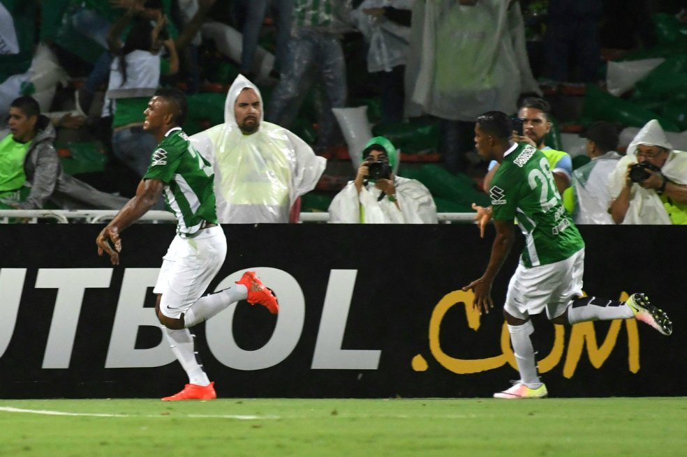 DeportesEE's tweet photo. Min 77: GOOOOOOOL de Nacional, que ya vence 2-1 a Sao Paulo y ratifica paso a la final
https://t.co/1WDnC501Fh https://t.co/vLGoWcBrBT