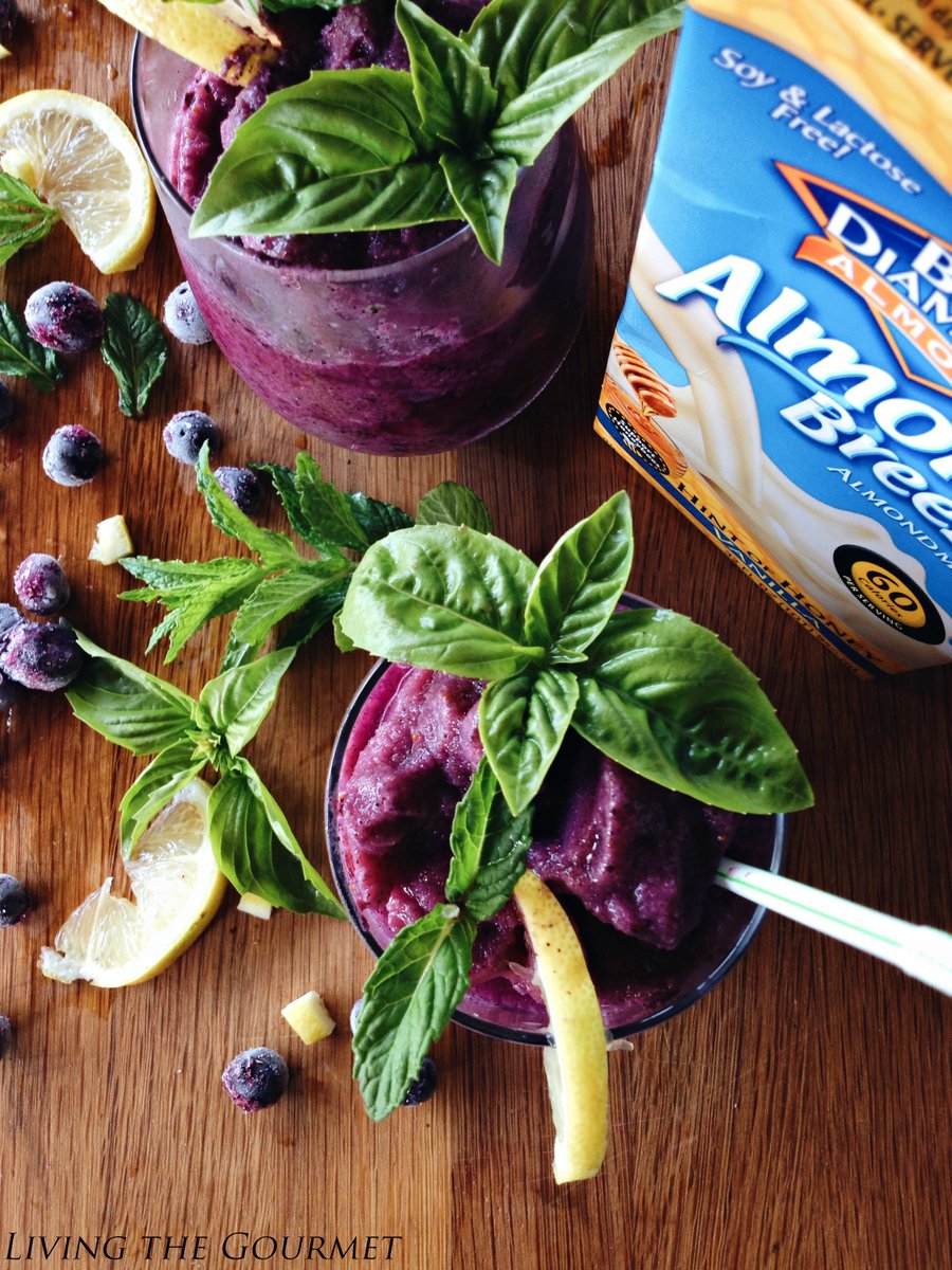 LTGfood's tweet photo. #TBT to this refreshing Blueberry Slushy on #LTG>> https://t.co/ymClxDkScr #ThrowbackThursday @AlmondBreeze https://t.co/xgOfteMIab