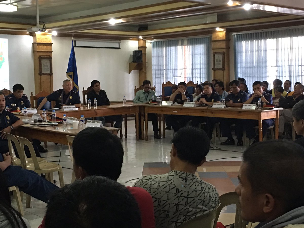 FajardoCherryM's tweet photo. ARD Visit at Benguet PPO: BADAC members open forum withPCS Sarona@LogCabin @RDPROCordillera @CordilleraPNP @pnpdpcr https://t.co/IQEzFhUKxG