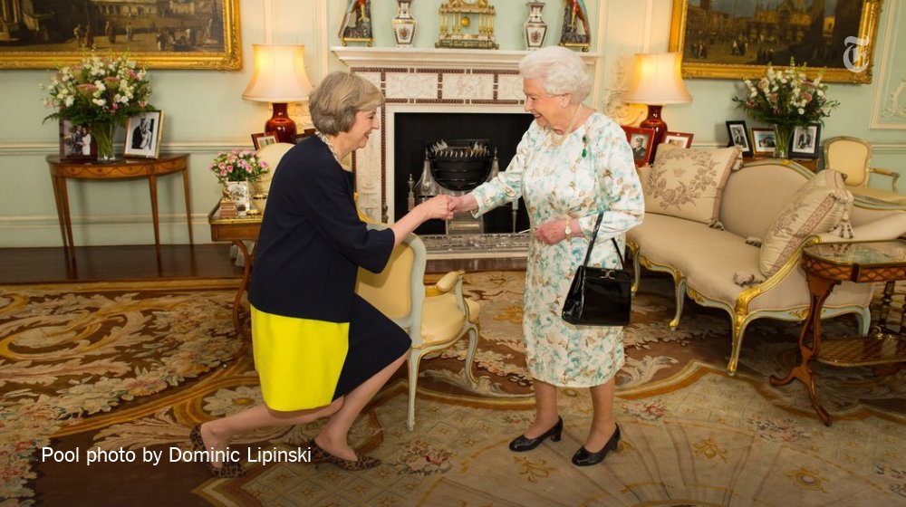 Theresa May must bind badly torn Tory party in which she's won esteem but few close friends: nyti.ms/29Twqrs