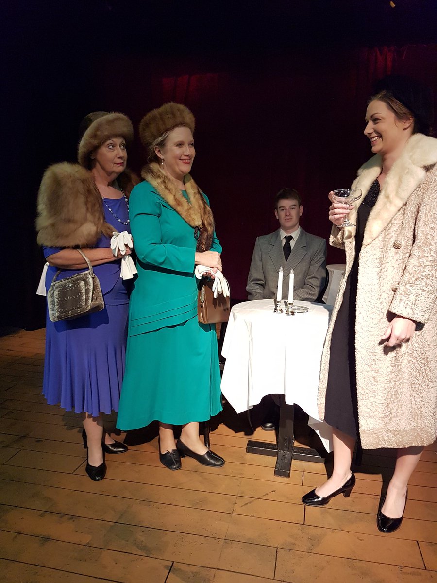 LadyJaneSher's tweet photo. Brief Encounter final 3 shows tonight Fri &amp; Sat #BriefEncounter #perththeatre  #stirlingplayers #trybooking.com/late https://t.co/scYlKqNDAp