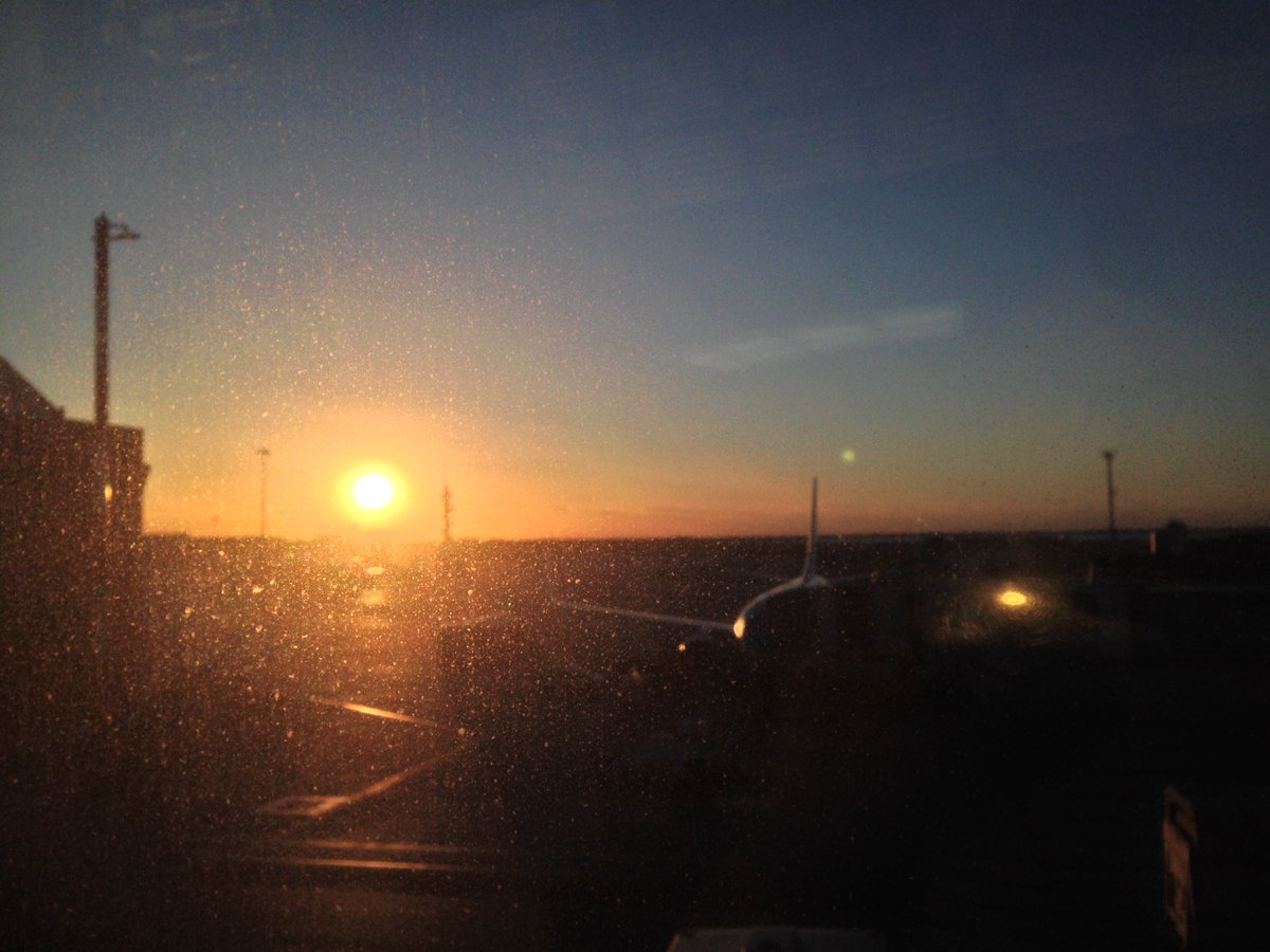 On the road to #ESMO course on Medical Oncology for Student. Valencia, I'm coming! Ready? 😎 <a href="/myESMO/">ESMO - Eur. Oncology</a>