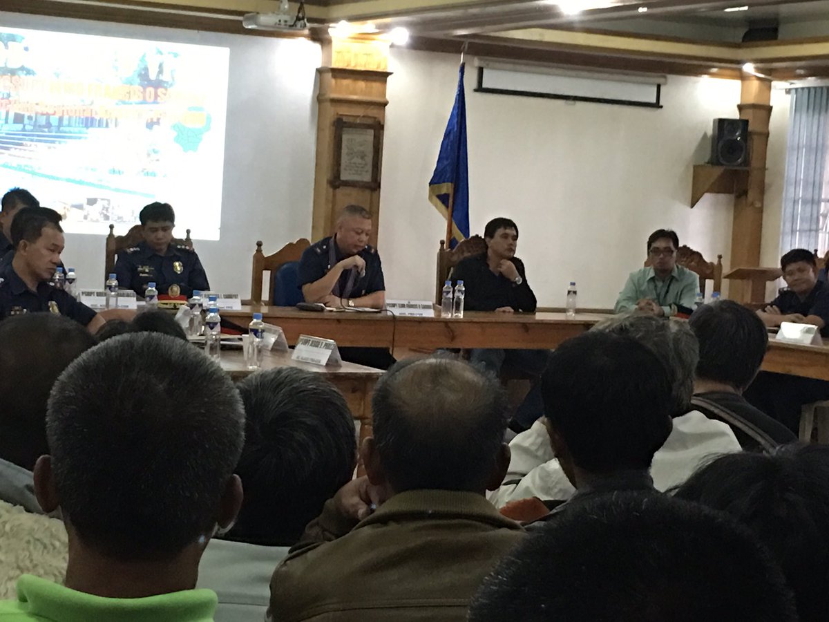 FajardoCherryM's tweet photo. ARD PROCOR, Napolcom Rep and PDEA delivered their message before closing the forum @RDPROCordillera @pnpdpcr https://t.co/VsqNuze6pB