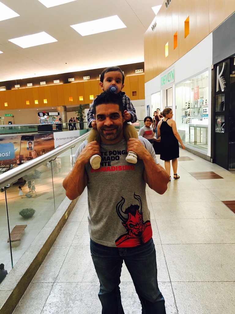 MauricioSLMF's tweet photo. #slmfkids https://t.co/kxEGRPmRdH