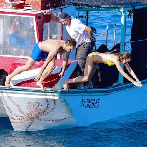 toonstra65's tweet image. Good morning #fiftyfamily/#JamieDornan family 🙋🙋my day started perfect with those New pics😍have great Thursday all👄👄