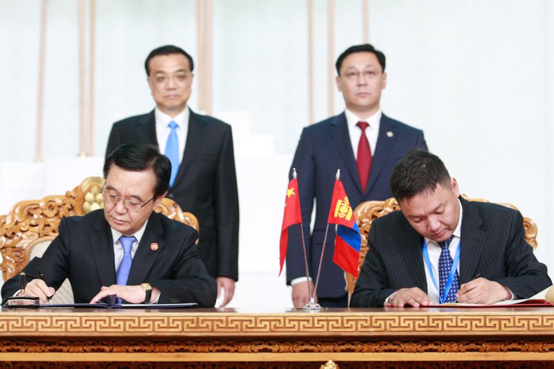 ХОЁР ТАЛЫН ХАМТЫН АЖИЛЛАГААНЫ БАРИМТ БИЧИГТ ГАРЫН ҮСЭГ ЗУРАВ <a href="/PurevsurenL/">Purevsuren Lundeg</a>