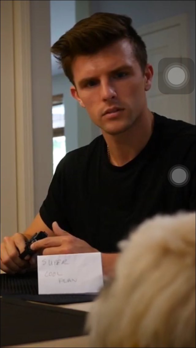 jeremiah780's tweet image. @veronicamerrell @MerrellTwins @VanessaMerrell I have a theory that's why the plan didn't work.