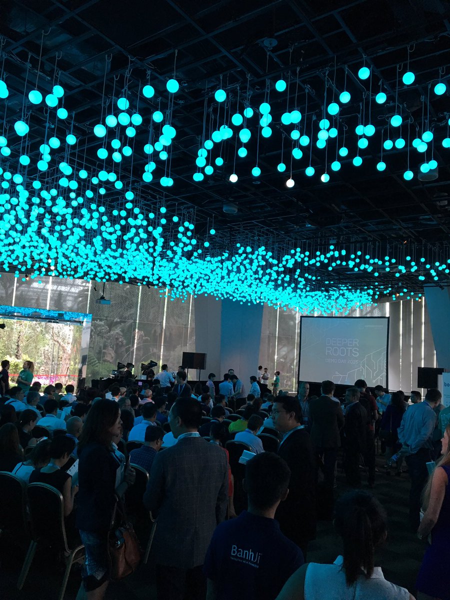 mazharul_anwar's tweet photo. Almost time. #currenseek #SBCDemoDay https://t.co/X0oPxiO3Sx