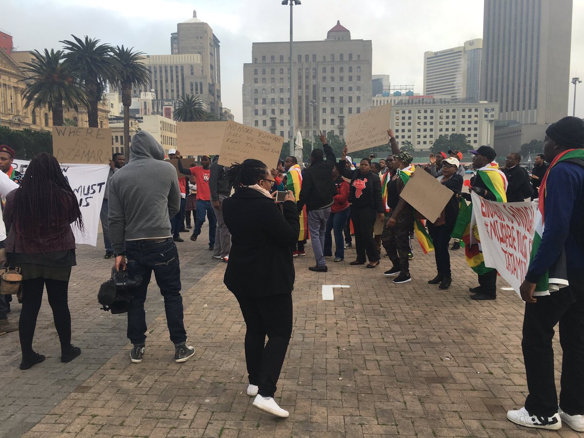 alexhotzzz's tweet image. SOLIDARITY WITH ZIMBABWE #ThisFlag #ZimShutDown2016 @RhodesMustFall
