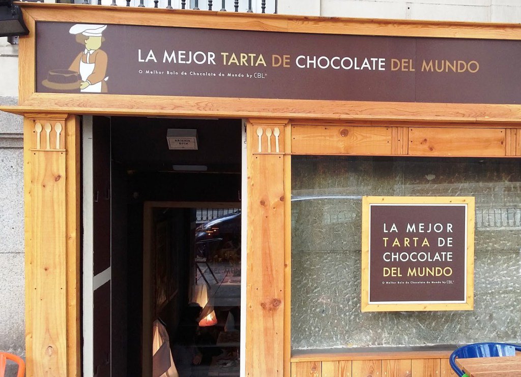 singluteando's tweet photo. La Mejor Tarta de Chocolate Del Mundo https://t.co/6BWQE7kF4q https://t.co/r4pHPXdVNK
