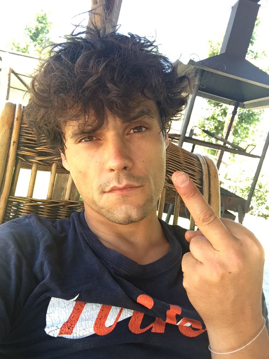 miguelabellan's tweet photo. @AleixEspargaro para ti y todos los que opináis con esa falta de respeto sobre mi profesión solo os puedo decir esto https://t.co/rz4wYfeuPd