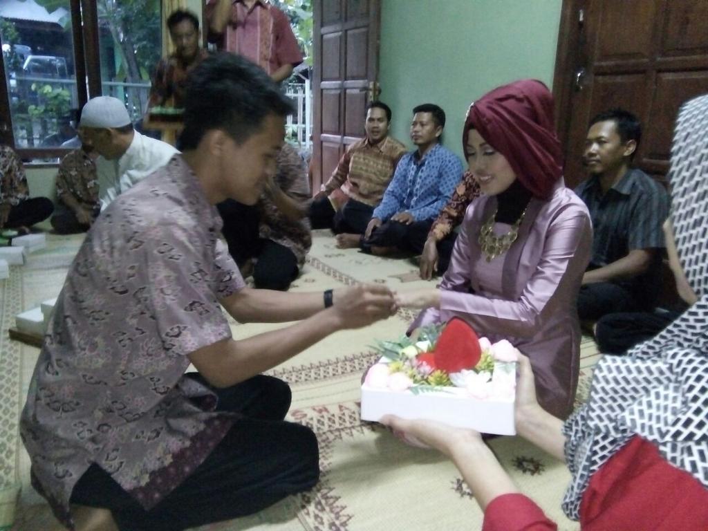 Foto Selfi lebaran th ini spesial.bukan krna fotonya, tp maknanya moga lancar smpai seterusnya.aminn@jogja_nurcahyo