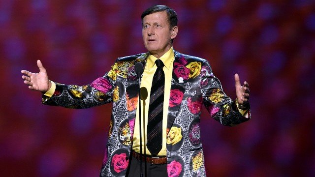 KPRC2's tweet photo. "I will never give up, and I will never give in."  https://t.co/9Y4v8HMkXK #CraigSager #SagerStrong #kprc2 @ESPYS https://t.co/nRHDrdhT6m