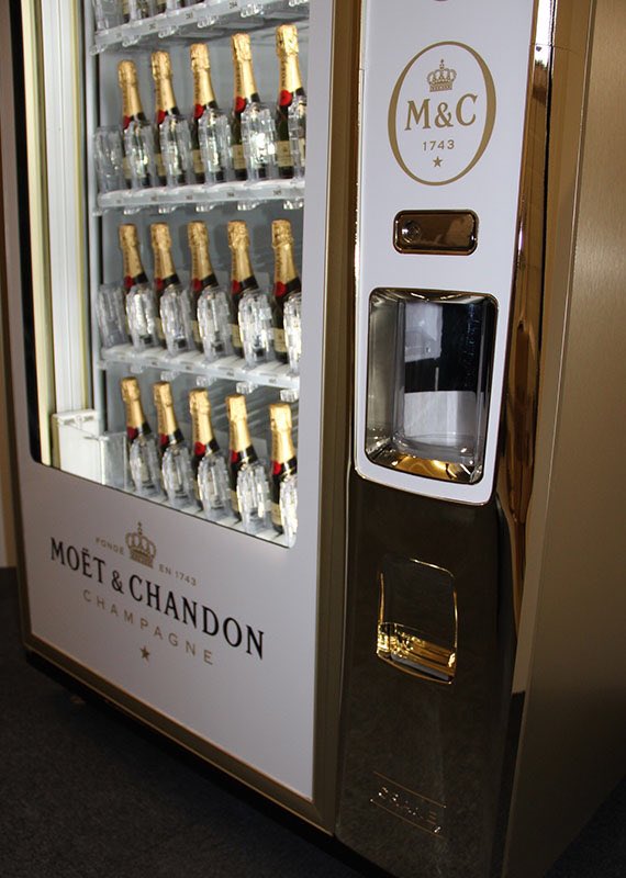 alawine's tweet image. Better than a #chocolate vending machine ? RT @DemiCassiani: #champagne #wine #luxury ...