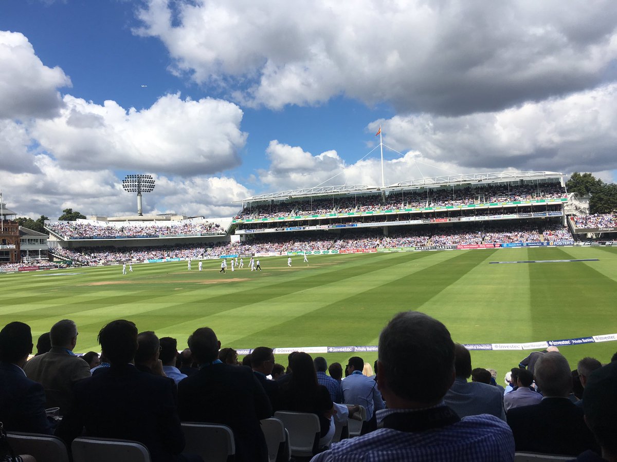 charliecannell's tweet photo. First day of the school holidays and only one place to be #lords #mcc #moundstand #ENGvPAK https://t.co/eXGwYg9KOW