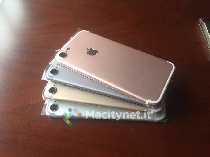 waroengtekno's tweet photo. Guys, bocoran #iPhone7 nih, gimana menurut kalian? https://t.co/pAiDWELCkM