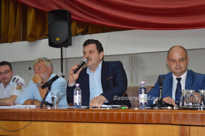 Pataki Csaba despre o posibilă alianță PSD-PNL: ”Suntem pregătiți, poate se pupă şi dl. Govor cu dl. Cozma”. Foto: Tw/