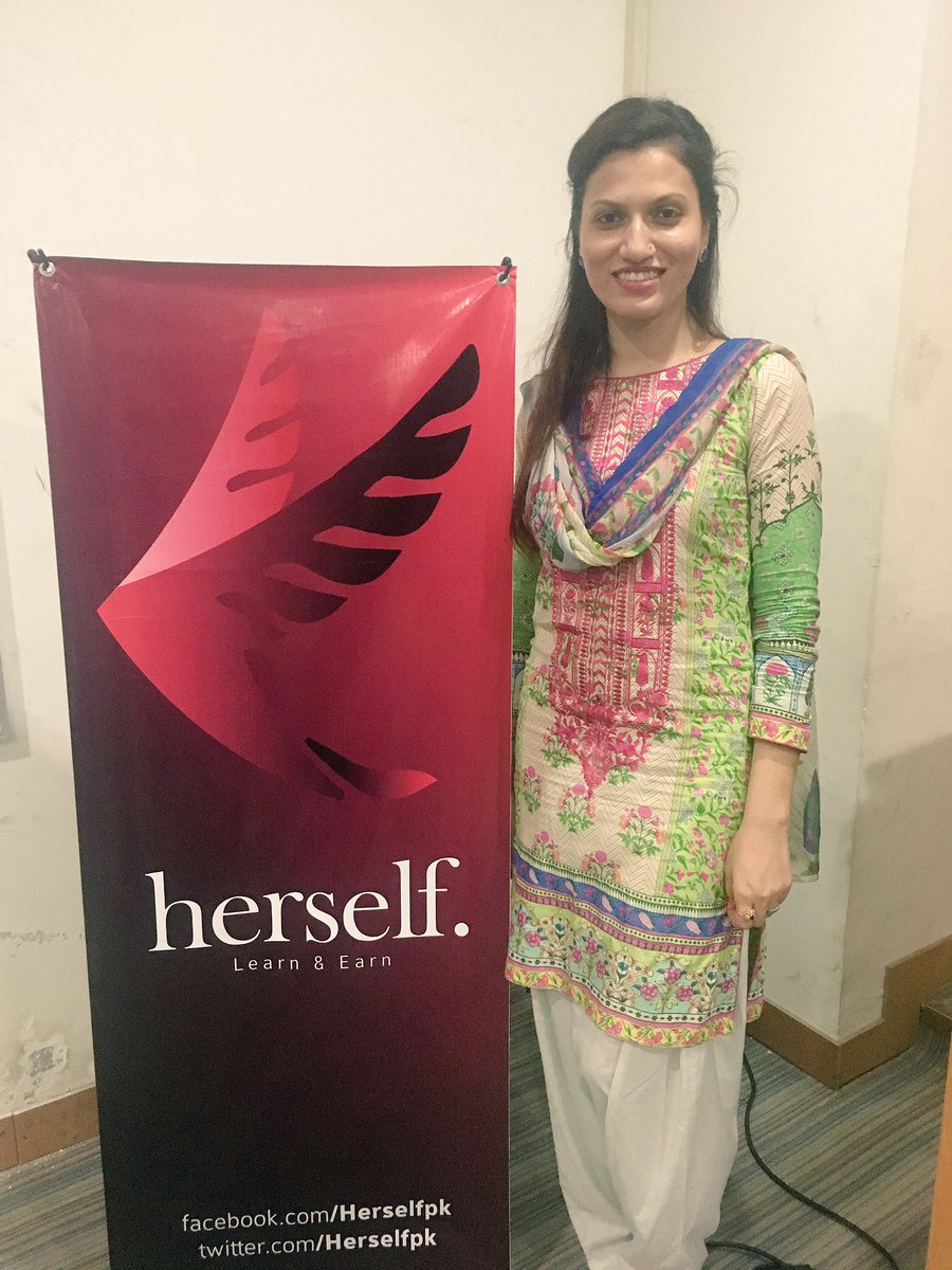 herselfpk's tweet photo. And that's a wrap! Thank you to all those that attended and @HafsaShorish for the brilliant workshop! #Herself https://t.co/iAwSXa4SNy