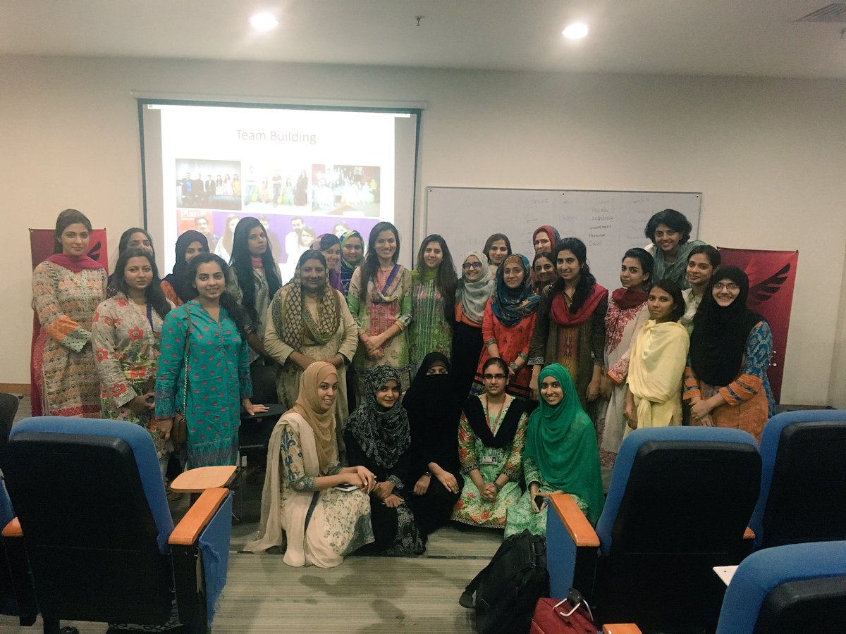herselfpk's tweet photo. And that's a wrap! Thank you to all those that attended and @HafsaShorish for the brilliant workshop! #Herself https://t.co/iAwSXa4SNy