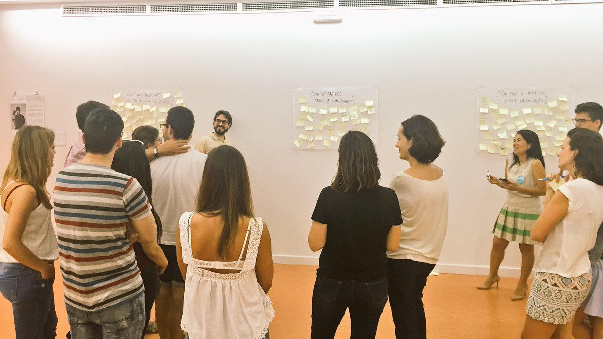 nacho_mas's tweet photo. Sesión estratégica de @valencia_lab #ValenciaLAB @floridauni #OpenInnovation #cocreation https://t.co/FL19Zi6VXJ