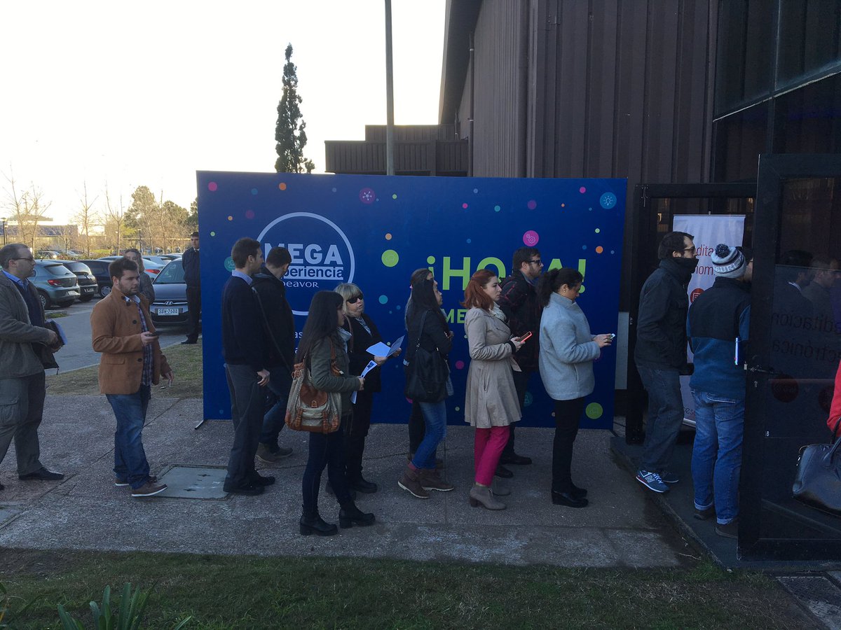 Porque los emprendedores y soñadores NO PARAMOS! 💪🏻 verdad <a href="/geraluy/">Lola</a> <a href="/FedeAbella1/">Federica Abella</a>