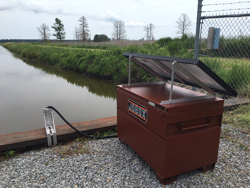 JR_Etheridge's tweet photo. Excited to have the first monitoring station installed at Mattamuskeet NWR @ArianePeralta #ECUengineering https://t.co/SP1CgH05dT