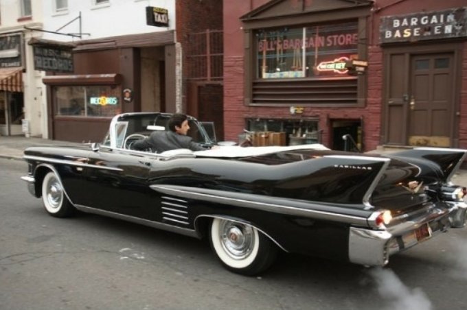 많이들 좋아하는 soul감성, 그 시초는 흑인의 blues에서 시작되었으니.. 블루스의 매력에 푹 젖고싶다면 #캐딜락레코드 만한게 없다. Bluesy하게~ 들썩이...