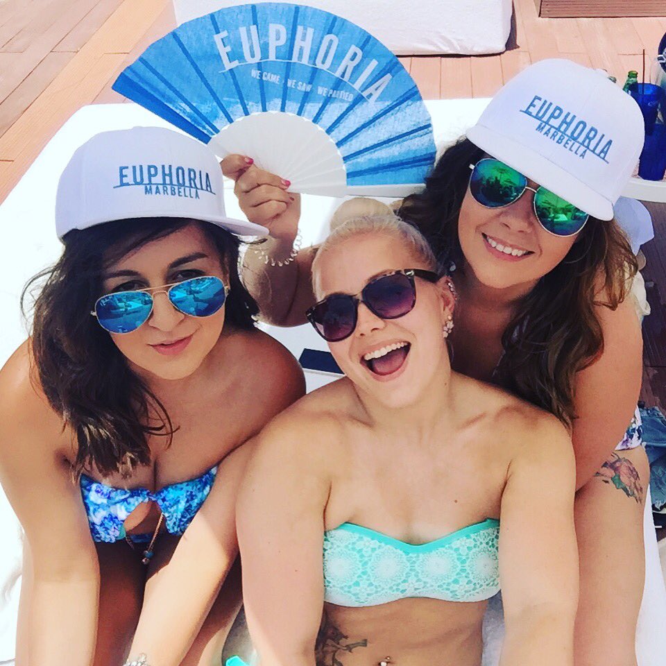 ChristieMarie tweet media