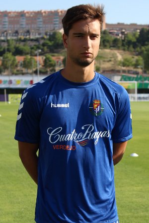 Blanquivioletas's tweet photo. #HacemosCantera, Cristian, ex del @PromesasBV, firma por el @CDVitoria1945, filial del Eibar https://t.co/5Zt8PYo94Y https://t.co/Jyj4asRP4b