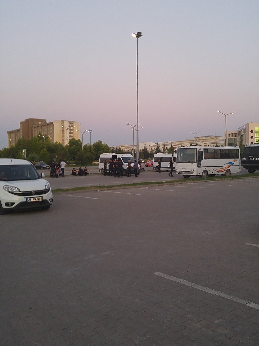 #İlahiyatçınasahipçıkRTE ilahiyatçıların tomalarla imtihanı