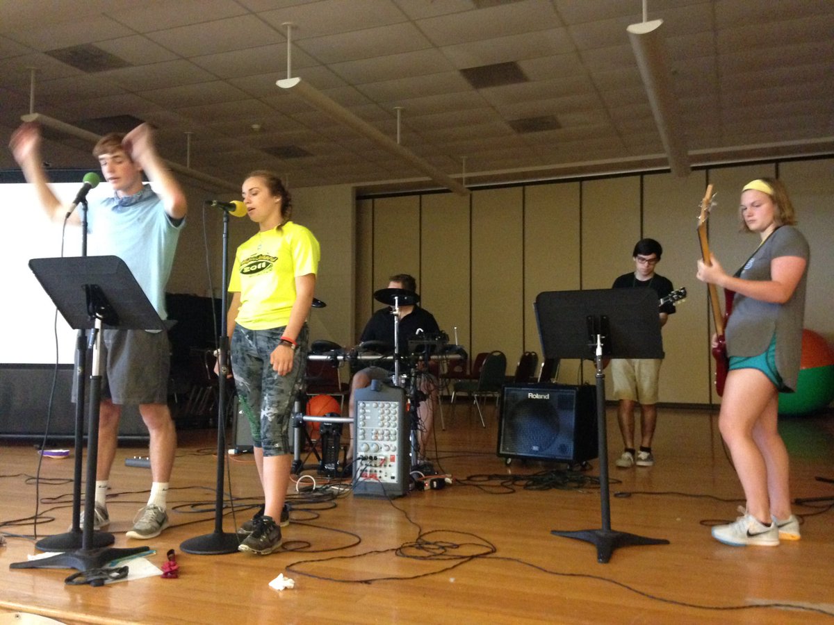 trinityyouthmh's tweet photo. Camp Blast band leading us in worship. #campblast2016 #itsbigtobesmall https://t.co/nxl1f6oo68