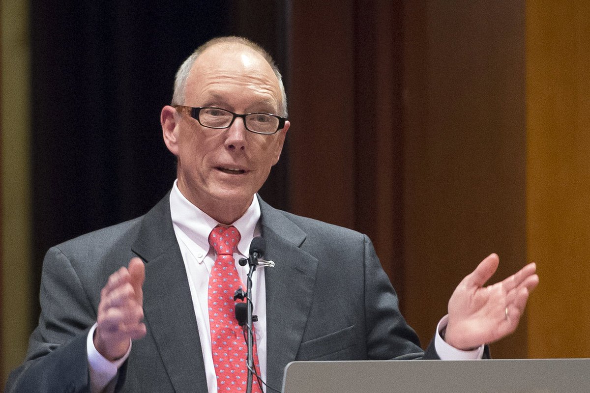 insidehighered's tweet photo. U.S. plans to let some colleges experiment with required counseling for borrowers https://t.co/j7u1RmzAYh #edudept https://t.co/zEOYrECL4v