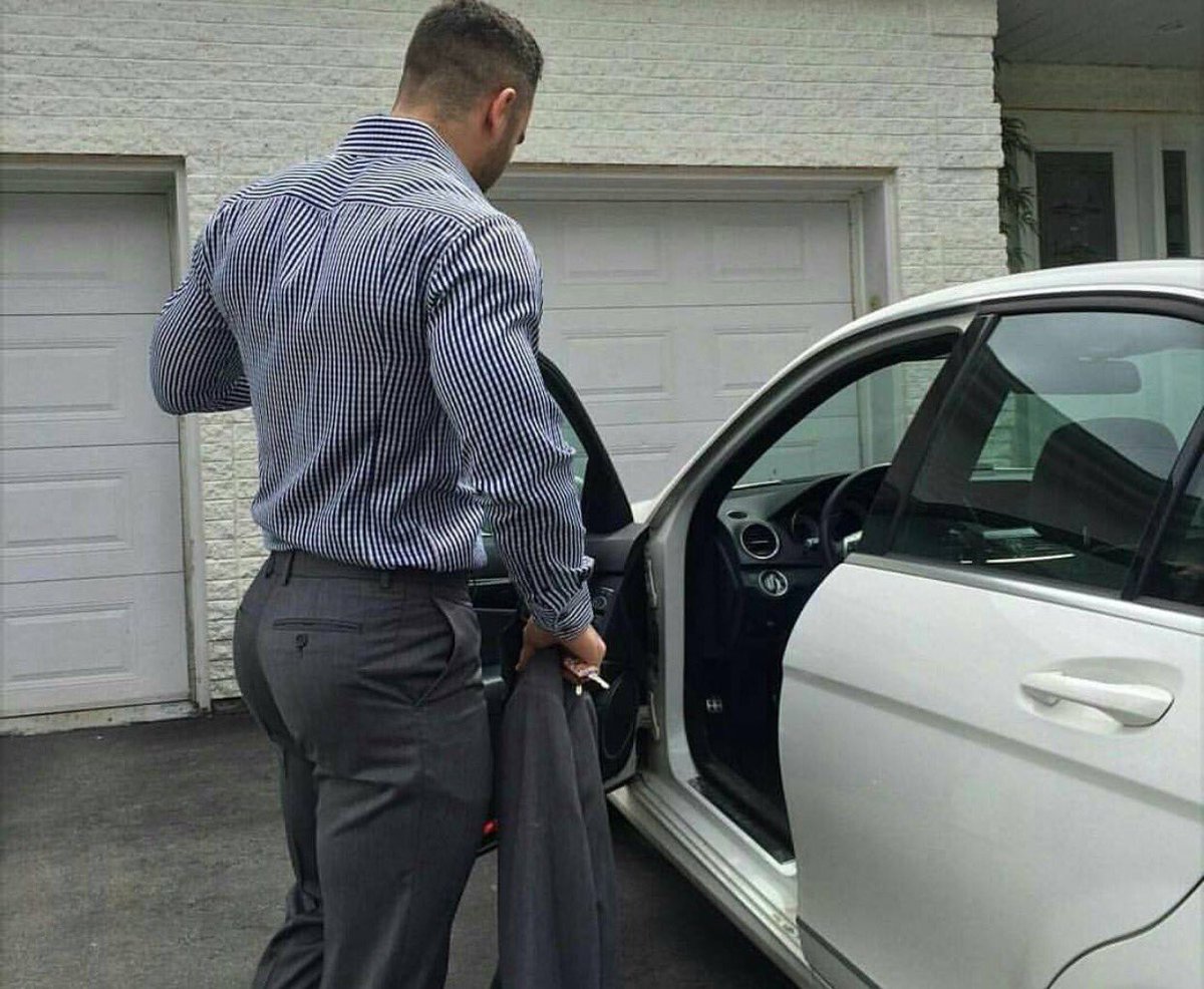 bulge_gay's tweet photo. https://t.co/aT8YI4kLlD