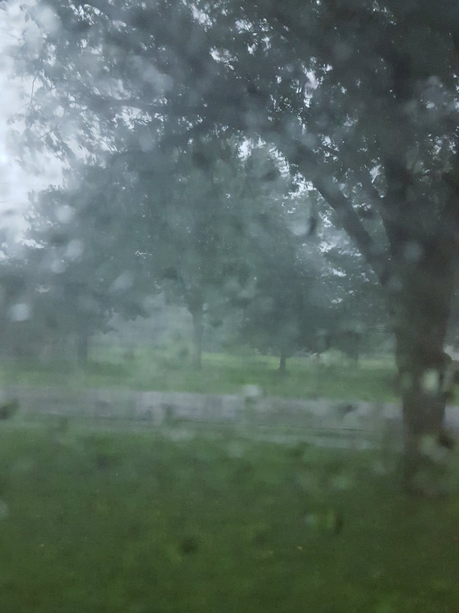 DashD63's tweet photo. The only thing stopping me from playing #PokemonGO https://t.co/cjyEb43IMl