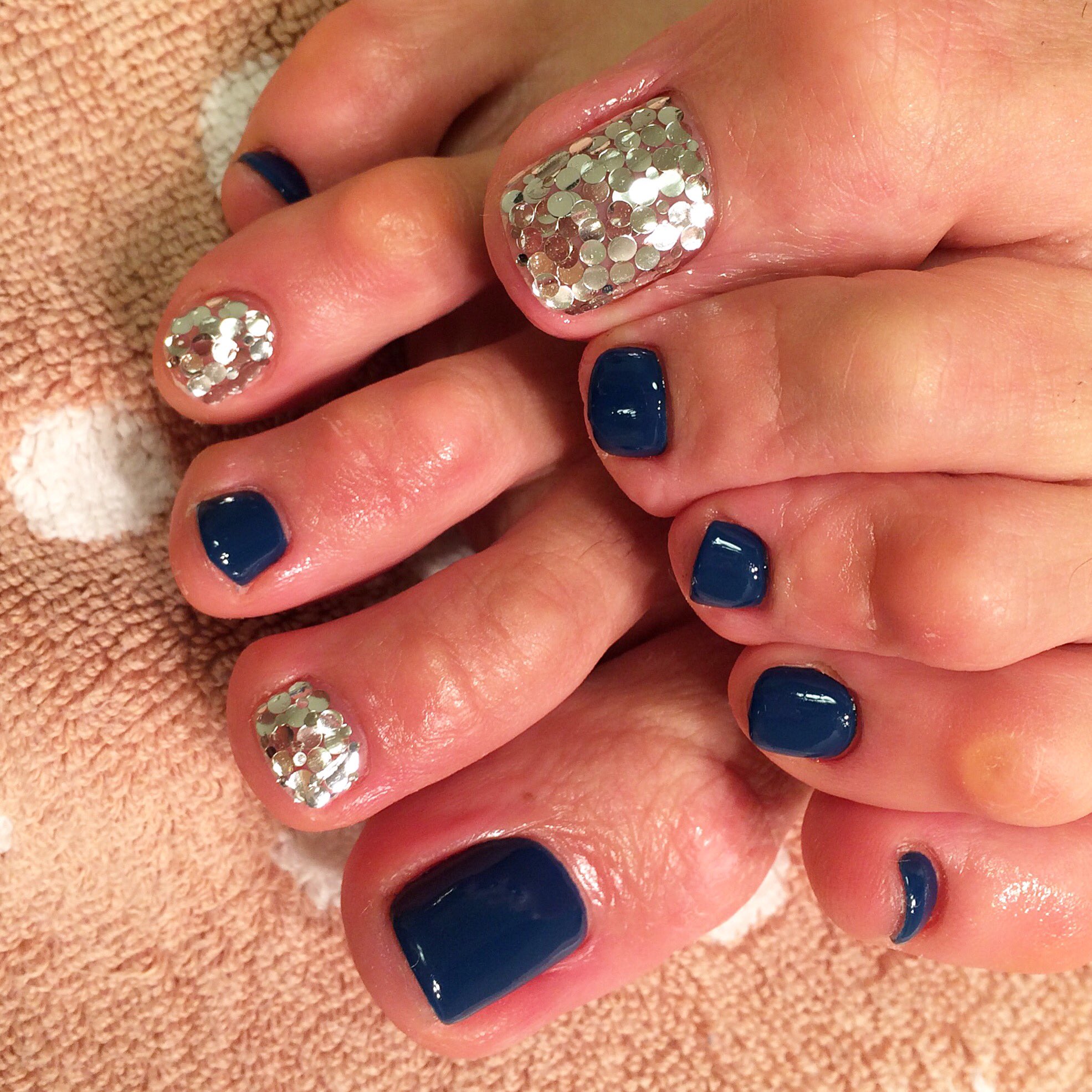 Nail Salon Crescendo בטוויטר フットネイル ネイビーとシルバーホロの組み合わせが大人クールな雰囲気になりますね 五反田クレッシェンド 五反田ネイル 五反田ネイルサロン 夏ネイル 大人ネイル グラデーション Nail Salon Crescendo בטוויטר フットネイル ネイビーとシルバーホロの組み合わせが大人クールな雰囲気になりますね 五反田クレッシェンド 五反田ネイル 五反田ネイルサロン 夏ネイル 大人ネイル グラデーション