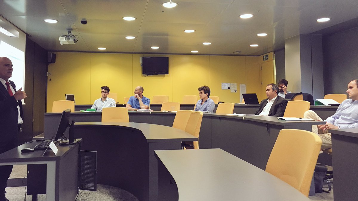 eix_technova's tweet photo. .@JosepMPique cerrando la #BAS16, despues foro con 5 startups: @ThePayPro @LactApp @bet4talent @iomando @Gremyo_ES https://t.co/Sy9IkYUwbJ