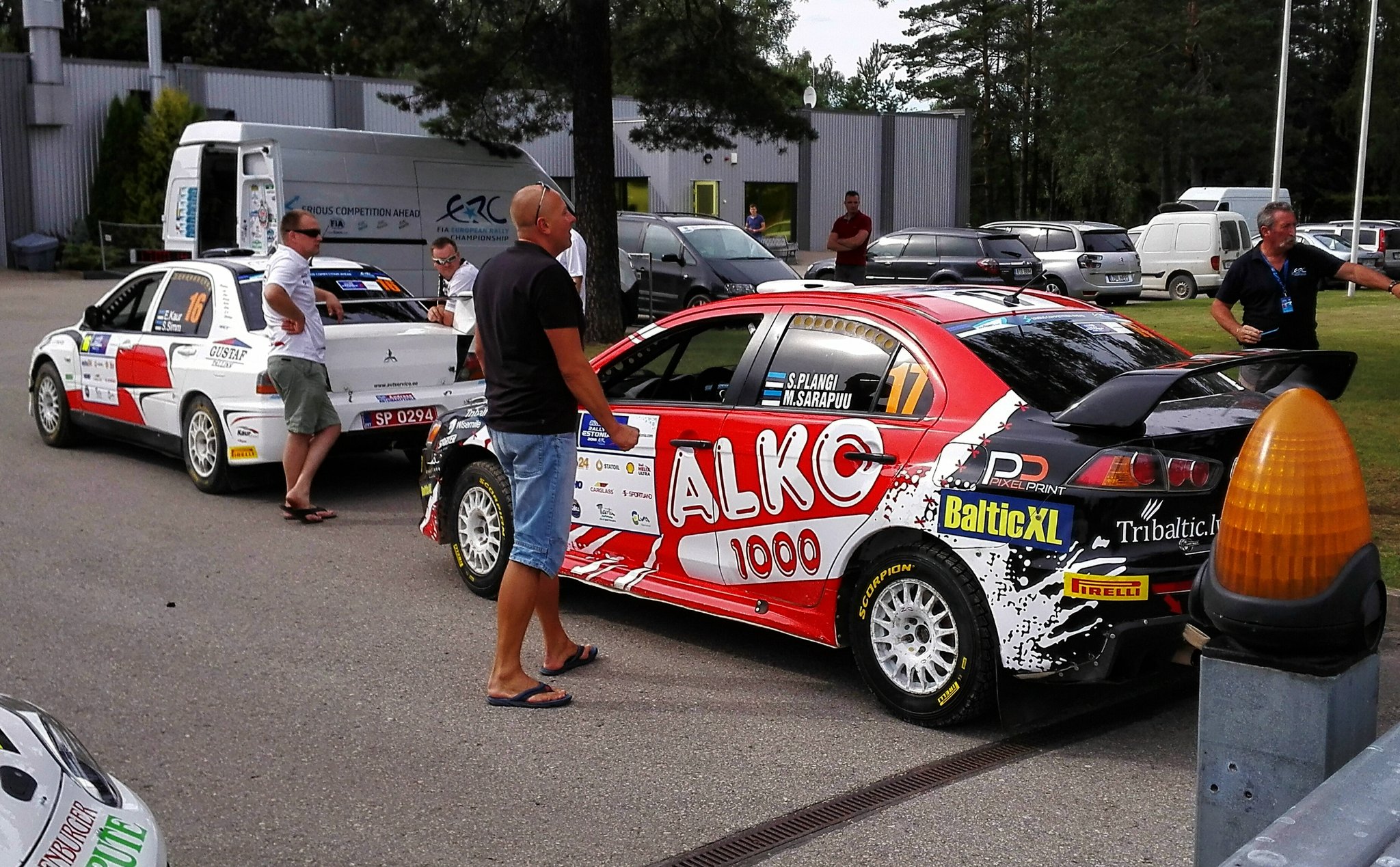 ERC: auto24 Rally Estonia [15-17 Julio] CnVNlHTXYAAvFeE