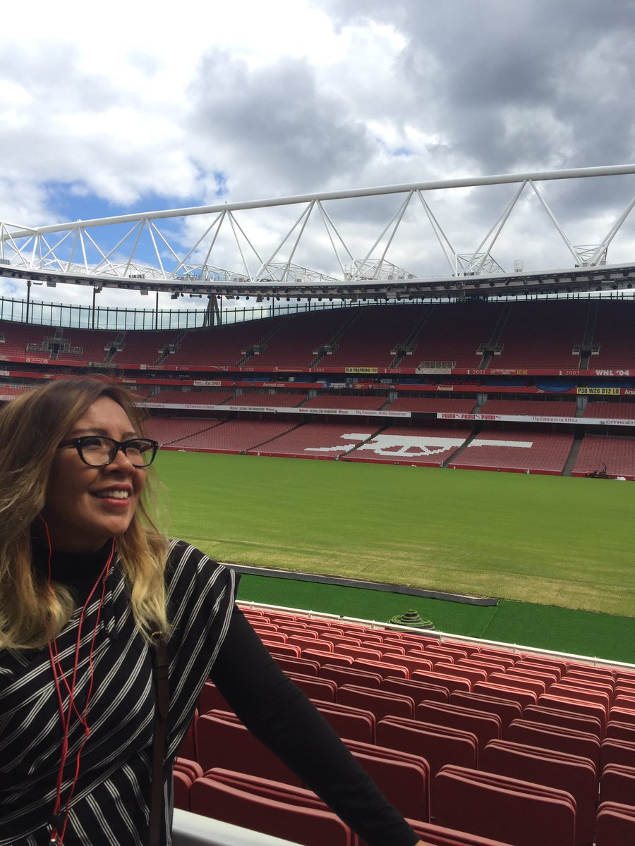 AnnaFeby's tweet photo. What a lovely day 14.07016 #afcstadiumtour https://t.co/hUxvNeq8Dm