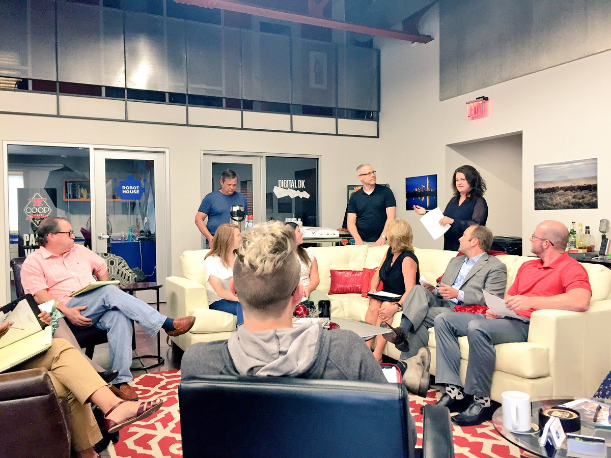 Love getting to introduce #VBank to the <a href="/AutoAlleyOKC/">Automobile Alley</a> group! Thanks to <a href="/DowntownOKC/">Downtown OKC</a> for letting us attend. ☺️☺️☺️