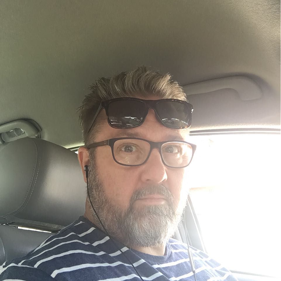 andyg_online's tweet photo. The light is shinning upon me..#forareason #twitter https://t.co/oted7GAQsV https://t.co/lemAKvzBQv