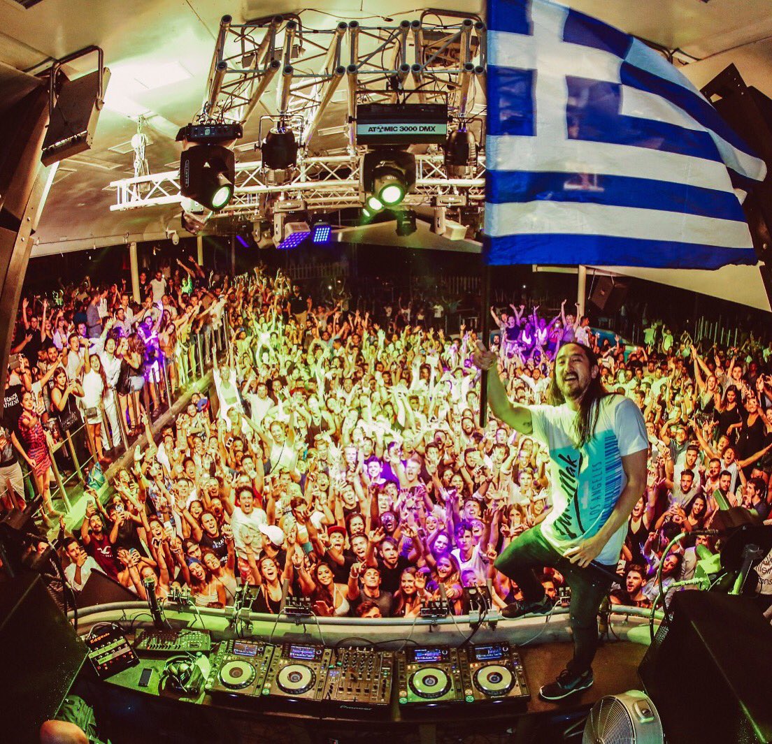 I love Mykonos! https://t.co/9IjAlT0Lf3