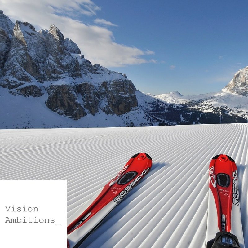 VisionAmbitions's tweet image. This is 1 of the 100 pics in our TRAVEL Vision Board Kit, meant to display all the amazing places you want to visit