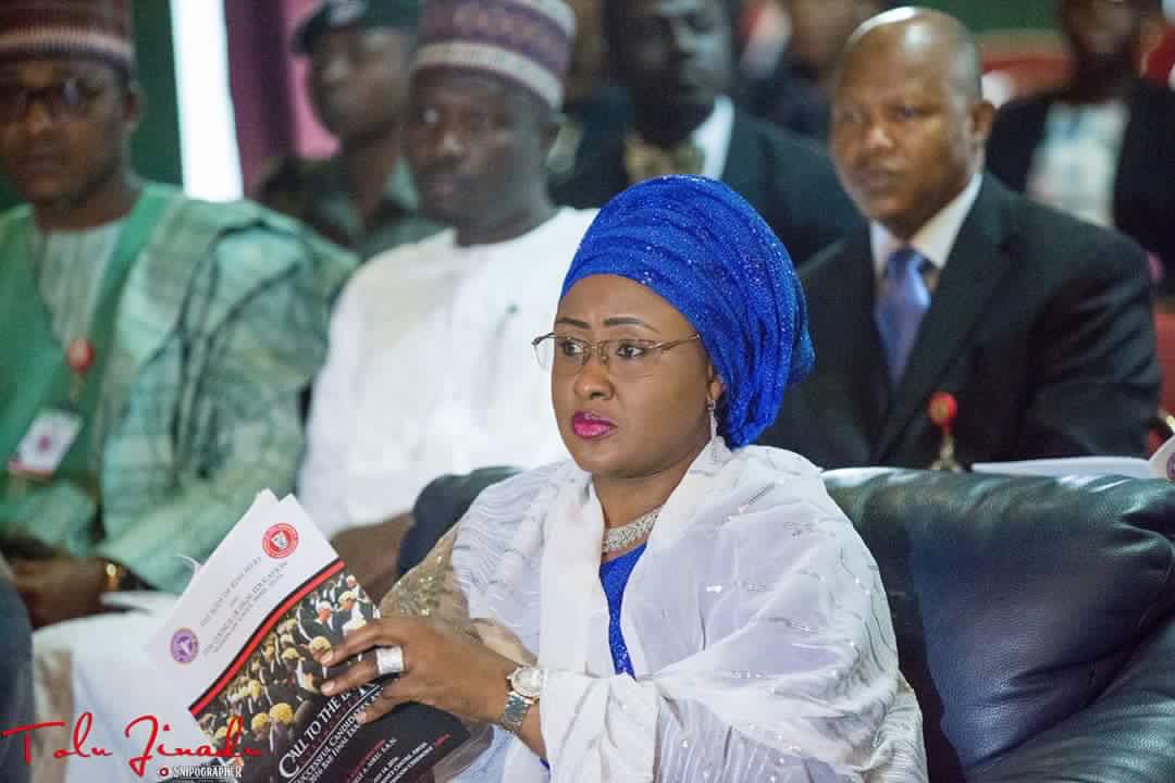 Aisha Buhari Watches As Her Daughter Is Called To Bar At Nigerian Law School (Pics) CnVTbtXWcAEHDoL