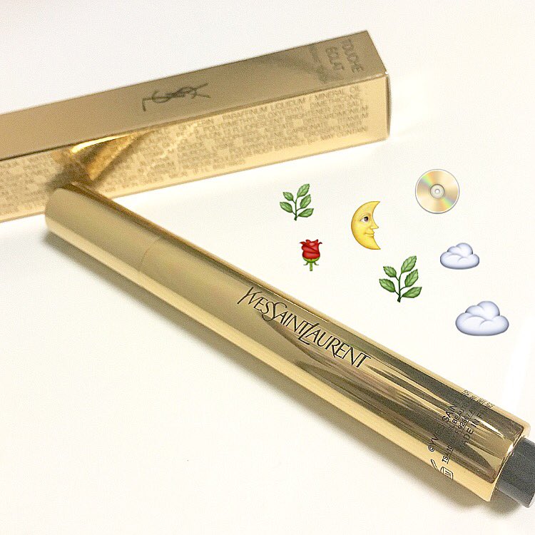 _nacchim's tweet photo. サンローランといえば🌹
RADIANT TOUCH☁️て事で
買っちゃった〜🌛🌛🌛
#YSL #radianttouch
https://t.co/twnXPQvXoG https://t.co/fsDDQfBmMU