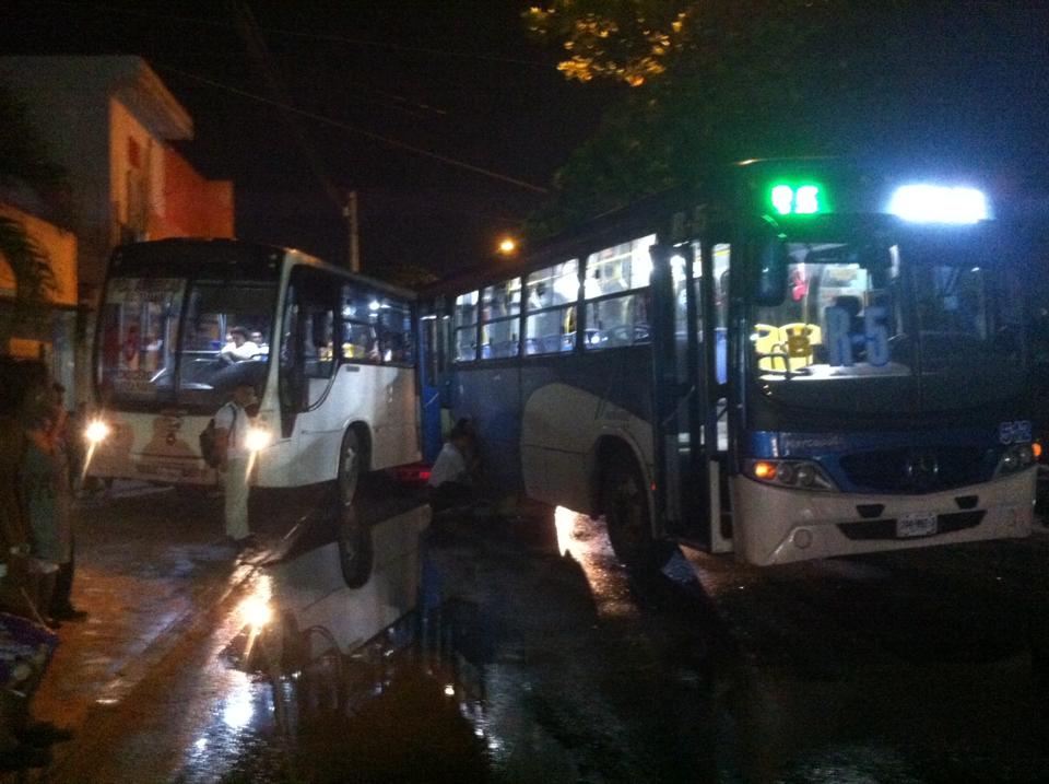 Albert6_Aguilar's tweet photo. Ex Subprocurador Ludwig Vivas, recibía hasta 20 mil pesos por desviar demandas en accidentes de transporte público https://t.co/2DFZ1wOSJJ